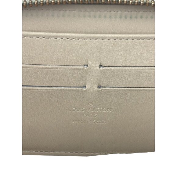 Louis Vuitton Limited Edition Blanc Corail Monogram Vernis Leopard Zippy Wallet - Picture 8 of 9